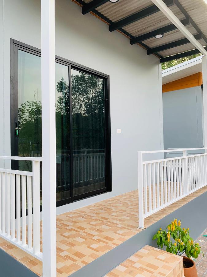 Suanvadee Resort สวนวดี รีสอร์ท Don Sak Exterior photo