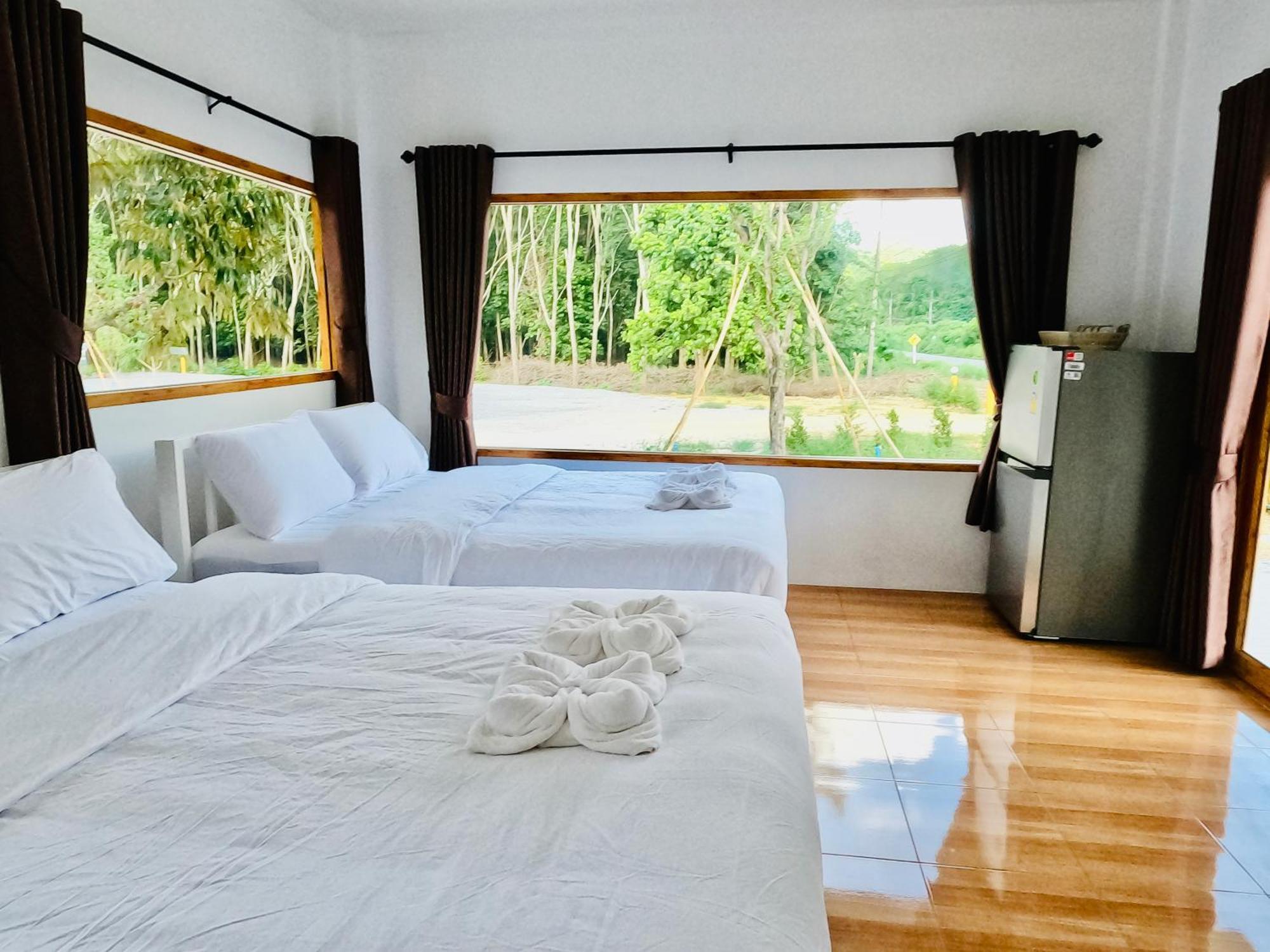 Suanvadee Resort สวนวดี รีสอร์ท Don Sak Exterior photo